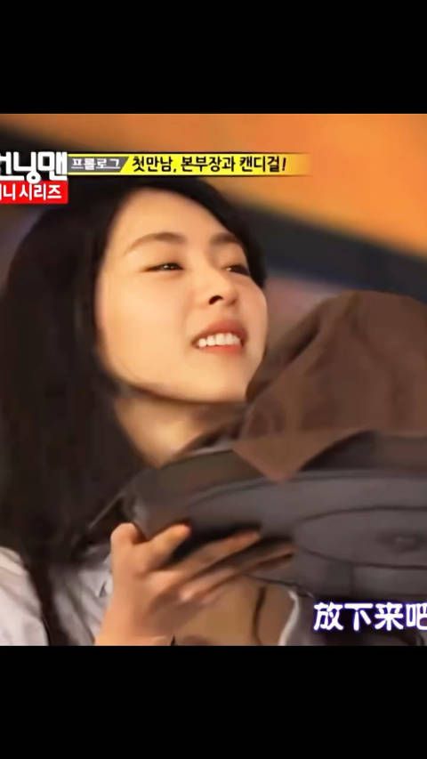 李允熙不愧是SM三大门面之一,好清纯