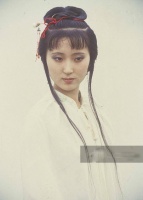 原创30年前《红楼梦》剧照：让我们看看红楼梦才女，最芳华的容颜