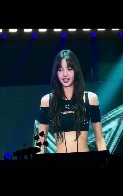 不愧是韩流,Lisa跳得真好