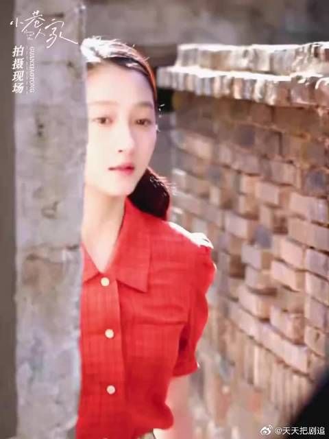 原来看见喜欢的人都是跑过去的