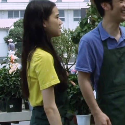 苍井优好瘦啊,纤细修长的身材