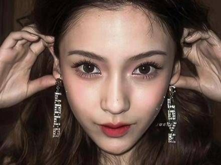 帅是一种独特的感觉， angelababy