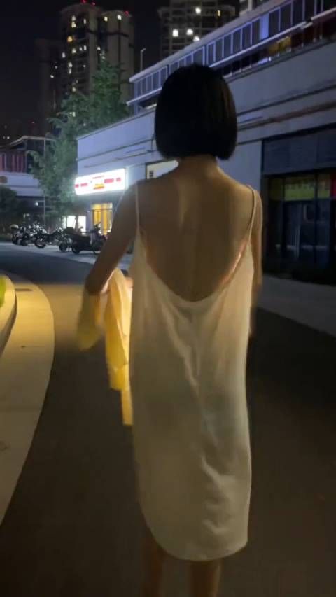 穿成这样夜跑需要注意什么?