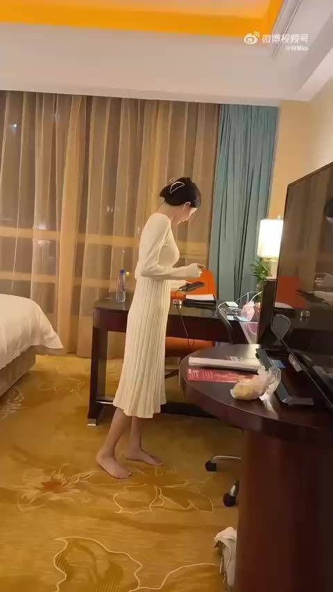 这是少女还是少妇?