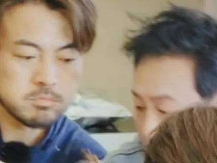 「哇,现在的机票真贵啊!