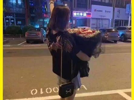 老侯的儿子也对赵思雨动了心,看来老侯要头疼了