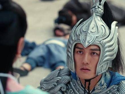 一次眼神交汇,仿佛跨越了几生几世的期盼