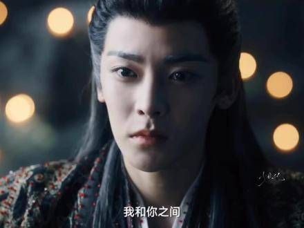 赵远舟与离仑对弈,建议他接受和局,并为他指引方向,这样离仑还能有所补救