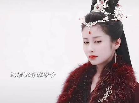 鸿奕因父母之事长期怨恨姑姑,而鸿若被青霖夺舍后,大开杀戒…