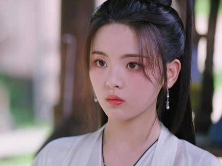她是何人?我又身在何处?杨超越