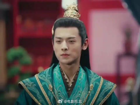嗯,就是喜欢这个笑容