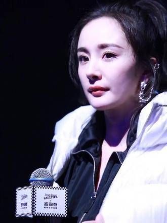 明明如此孤单,却常说独自一人挺好
