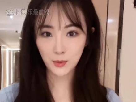 戏中她是赵丽颖的妹妹,戏外则是的女儿,谁看了她的哭戏不会心生怜悯