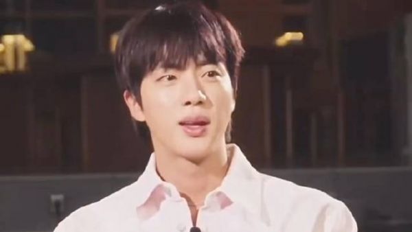 JIN提及柾国部分: 最近很想念我的成员们,有时候独自一人会很无聊…