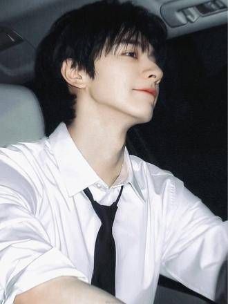 就这样的脸和身材,应该多演偶像剧!更何况演技也在线!向全世界安利 理想型