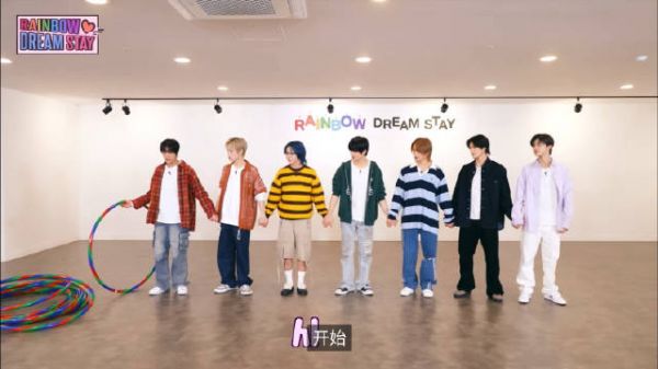 笑晕 因为前一个呼啦圈还没钻完下一个又来了…