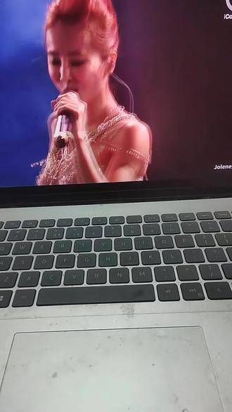 工作时不能观看蔡女士的视频,一刷就停不下来