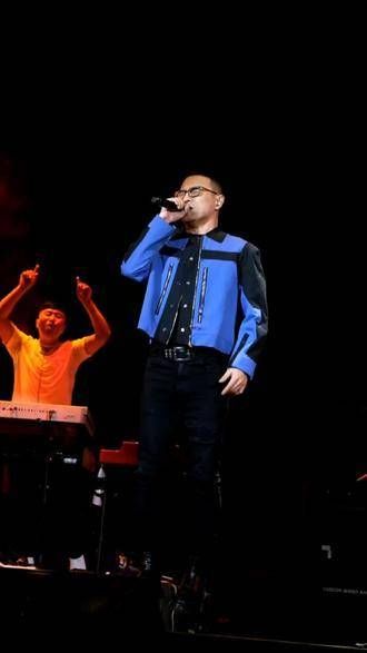 虽然大家总是谈论汪峰,但他的音乐真的很有魅力
