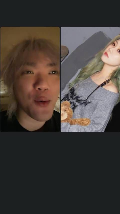 反思早期舞台表现的习惯,并谈及逐渐克服舞台紧张的过程