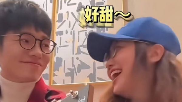2023年12月10日,李行亮和麦琳还在甜蜜唱纸飞机……