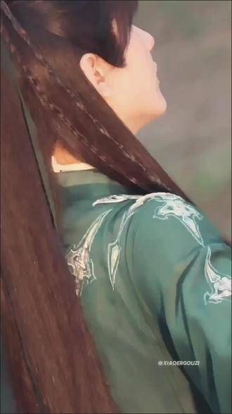 赞美一下这位高清美貌的秋水哥哥
