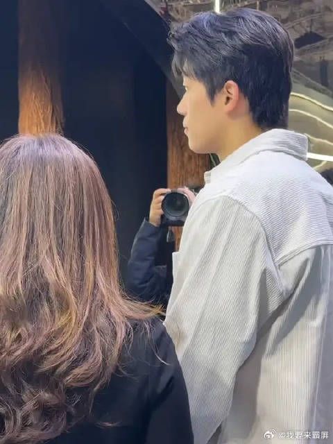突然刷到真的心都漏跳一拍,怎么会这么帅