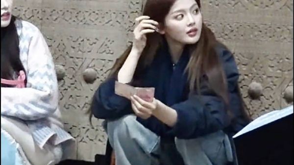 不是怎么能有人生图这么好看呢?超越妹妹好完美的头,人群中最闪亮的存在