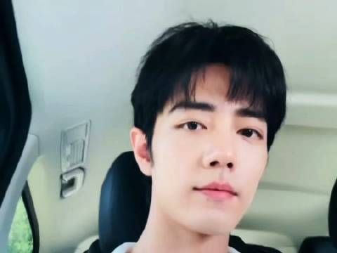 肖战我喜欢你 “等待”是一个很迷人的词,放慢脚步,拥抱生活!