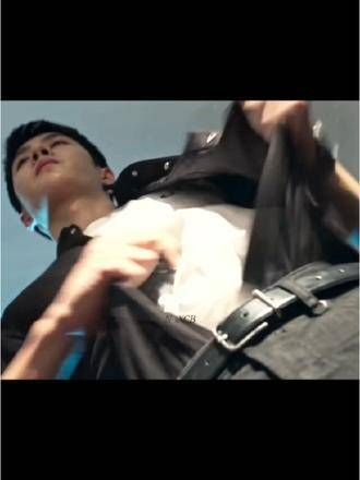 陈厅,看起来就很强悍(我说的是打架能力)