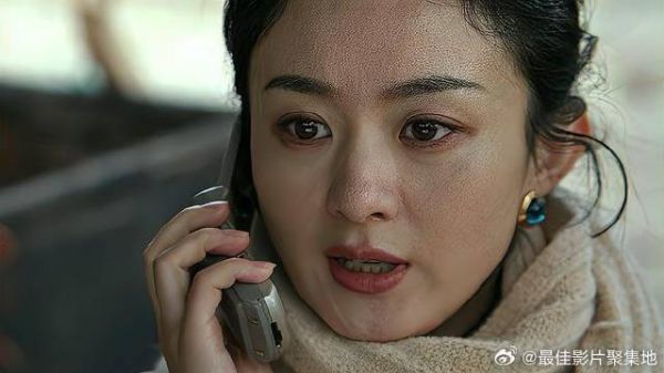 秀滩村的村长心虚，一见半夏找上门，急得躲屋里不出来