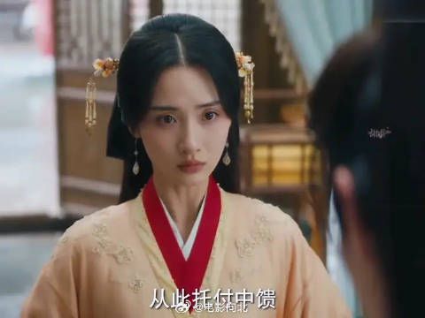 萧臣舍命救温宛,温宛自鲨利用玉佩让俩人重生,这一世俩人终于修成正果