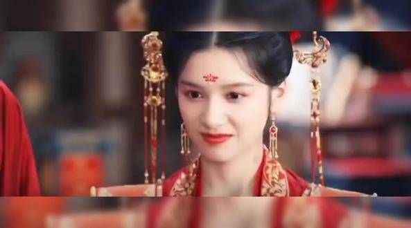 清醒独立的大女主,全程智商在线! 感谢素材:穆九 惜花芷看完让人出乎意料