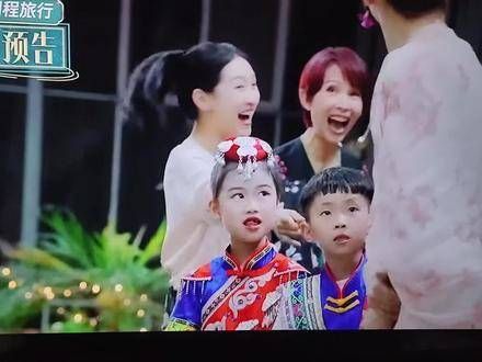 从背影看,第一个像甄嬛,第二个应该是大胖橘,蒋欣会来吗?