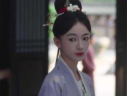 “我早已视你为父亲,同样也将你视为我的女儿”