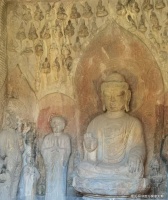 艺术之旅：龙门石窟、郑州美术馆与郑州博物馆