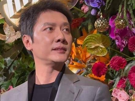 冯绍峰现身深圳万象城二十年晚宴,共赏潮流盛宴