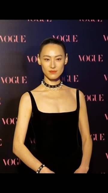 最新的活动动态,曾经与李泽楷被视为金童玉女的一对…