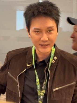 冯绍峰送礼物来啦!这次峰哥终于挑战了自己渴望已久的角色!