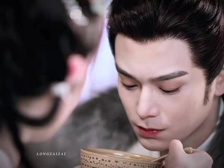 绝美的狗狗眼神,谁能顶得住!反正我是招架不住啊啊啊!