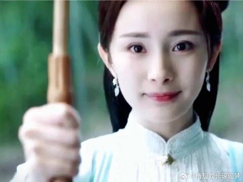 谁还记得炼斋啊! 武将与清冷女画师 一笔一剑 氛围感拉满