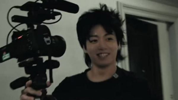 宝宝炸毛笑容迷人,惹人爱不释手