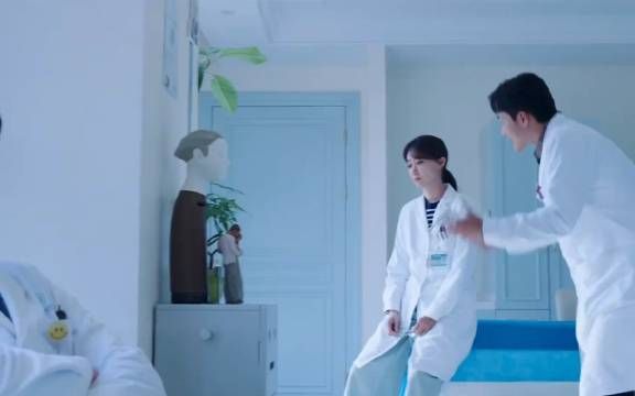 两口子隐瞒父母离婚后,句句不提爱,却处处都是爱