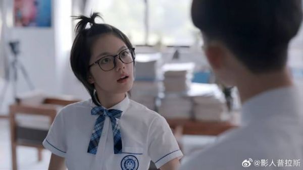 学霸加入广播站 拜妙妙为师父,对其命令言听计从