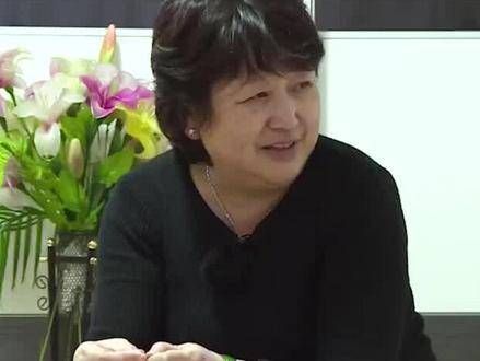 黄晓明向姥姥倾诉：我挽留不住她了！他之后的反应，让网友们纷纷表示心疼