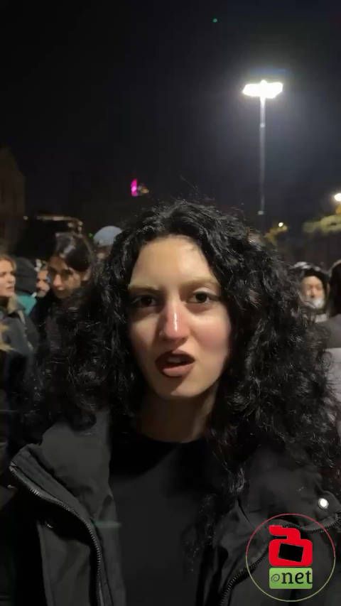 格鲁吉亚年轻人说格鲁吉亚的目前状况