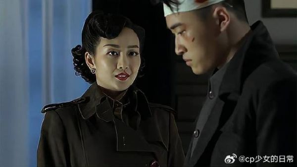 日军奸细监视明楼,如今身份暴露,汪曼春却没有痛下杀手