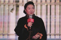 与中国国家话剧院共赴“冰丝带上的敦煌梦”