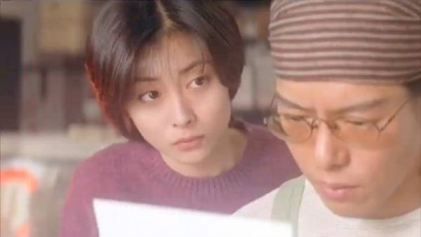 中山美穗长得很漂亮,颜值不是一般的高,这是很多人心目中的女神…