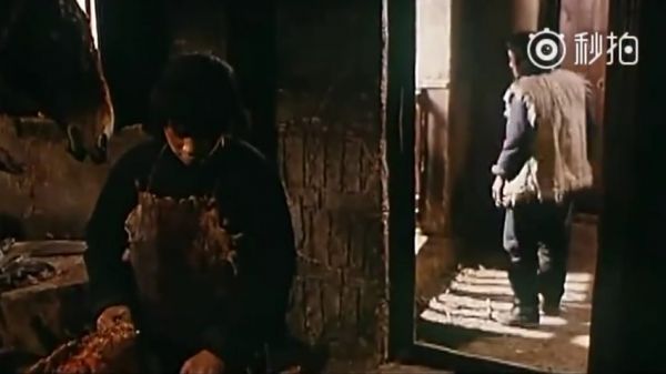 师父教学徒砍肉,徒弟露了一手,师父感觉教不了他了,《双旗镇刀客》