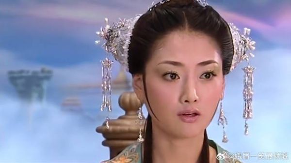 七仙女不喜欢天庭束缚羡慕人间,决定和张巧嘴私自下凡